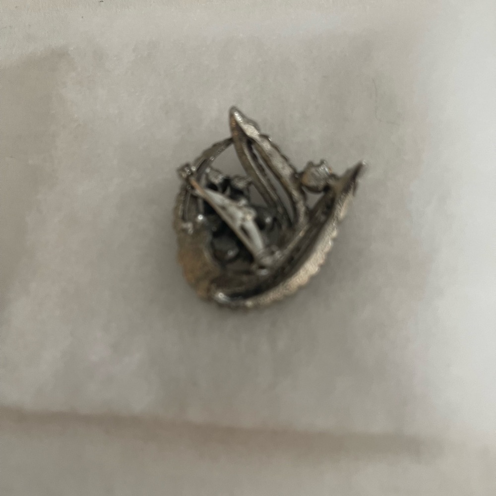 Vintage Silvertone pot metal Rhinestone Brooch - Picture 2 of 3